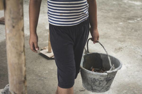 Dia de la esclavitud infantil cuando por que se celebra cual su origen 